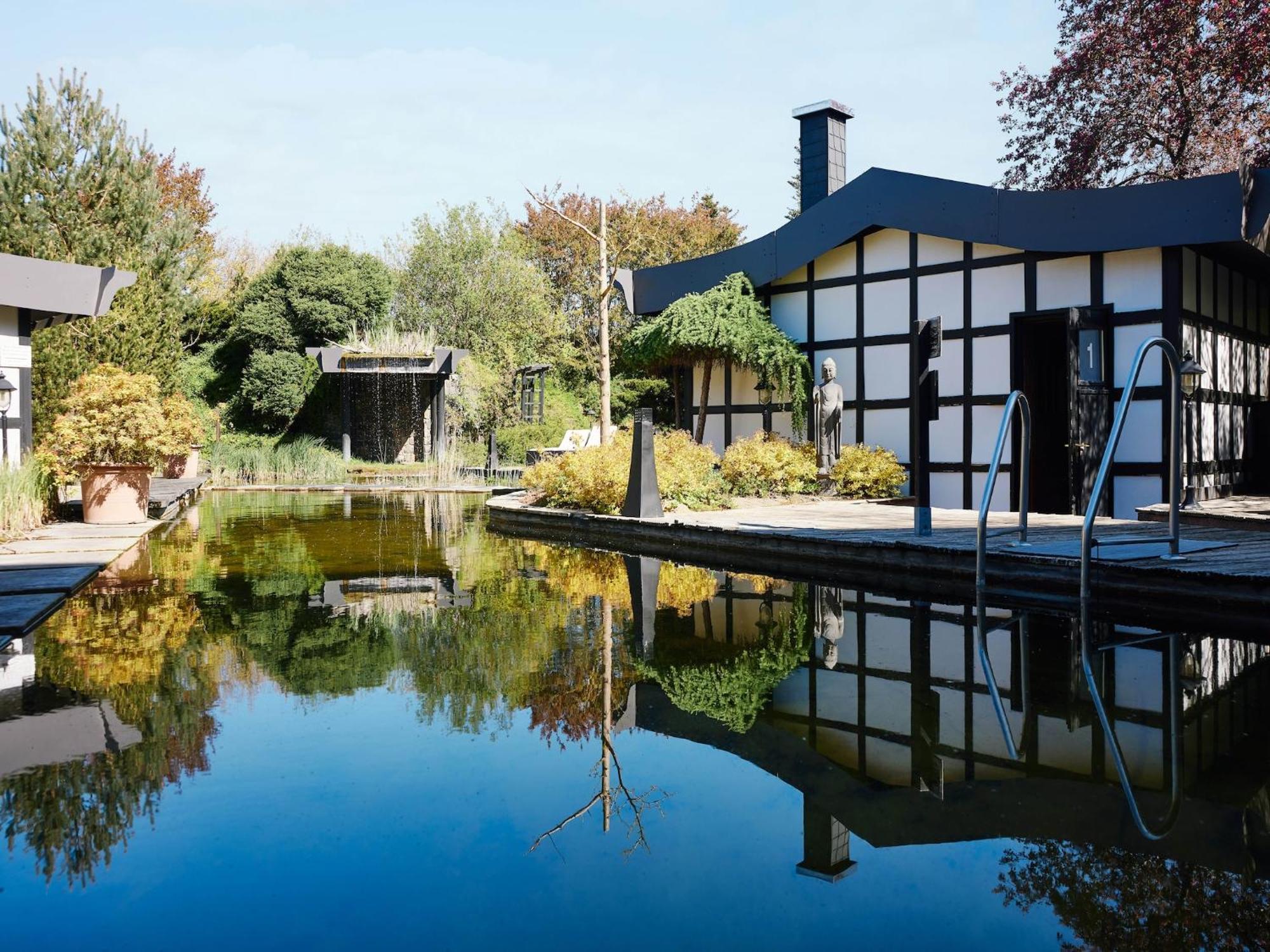 Holiday Resort Van Der Valk, Linstow Dobbin-Linstow ภายนอก รูปภาพ