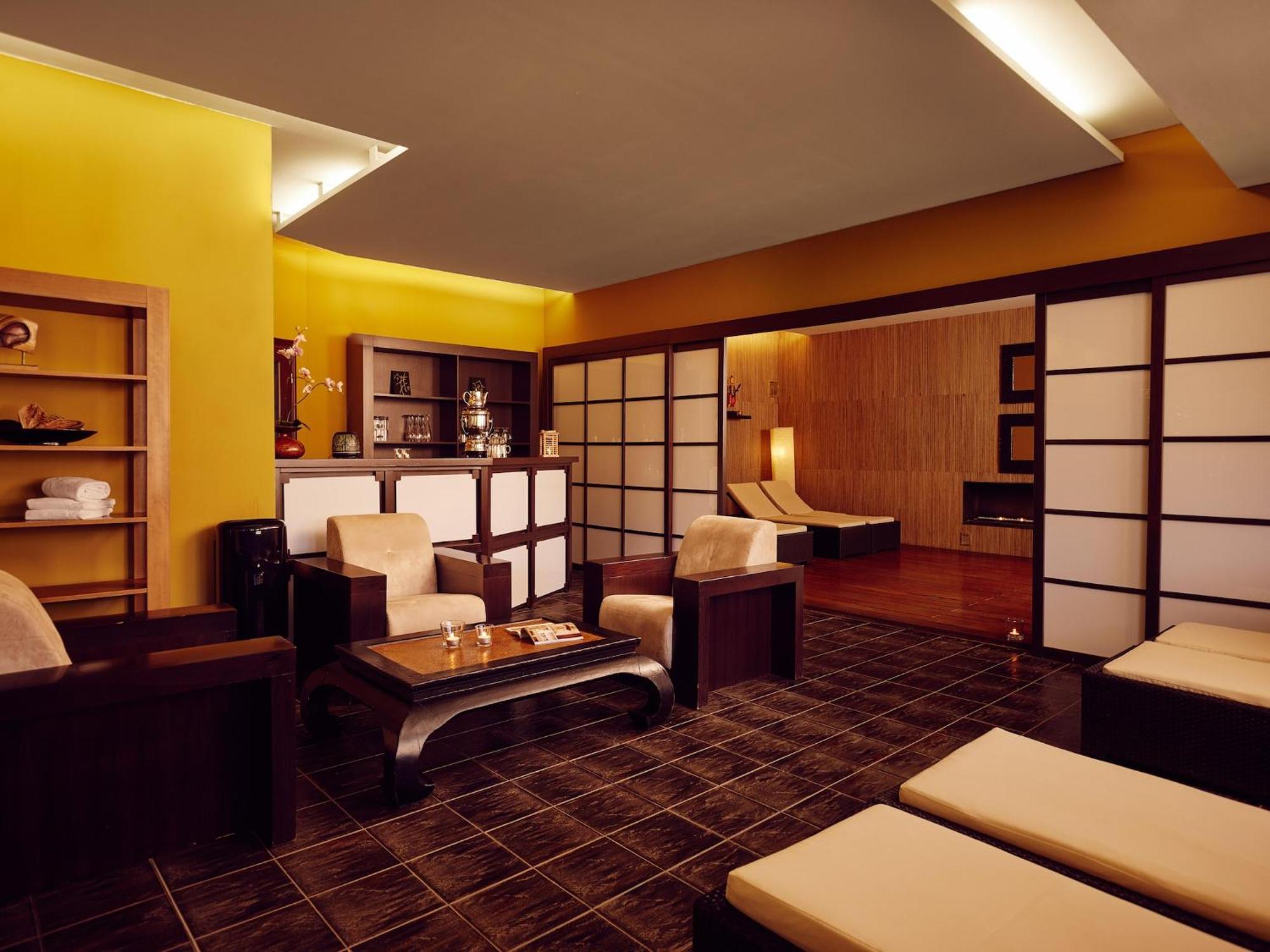 Holiday Resort Van Der Valk, Linstow Dobbin-Linstow ภายนอก รูปภาพ